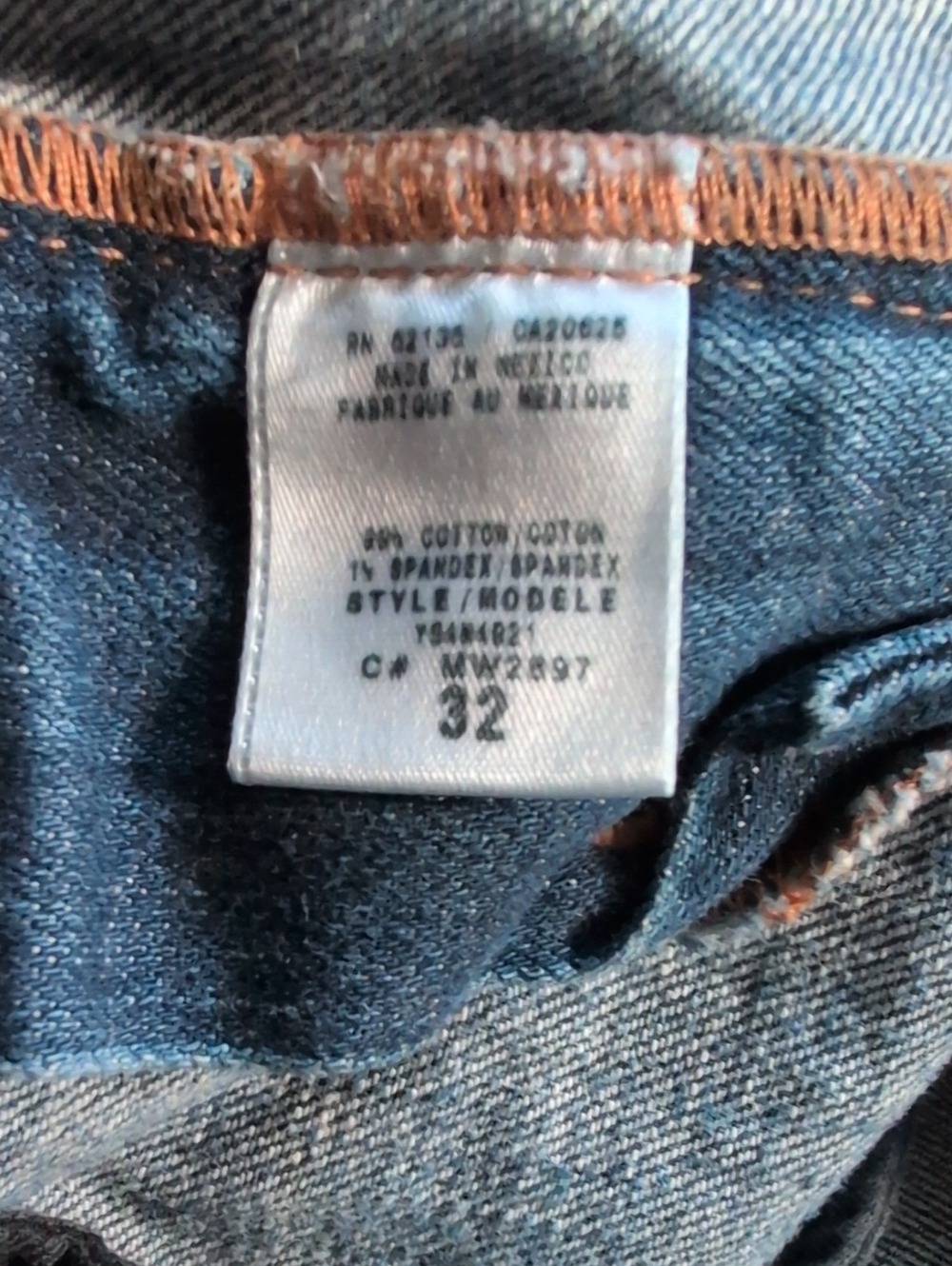 Vintage GUESS Jeans Y2K Low Rise Denim Jean Shorts - Picture 5 of 5